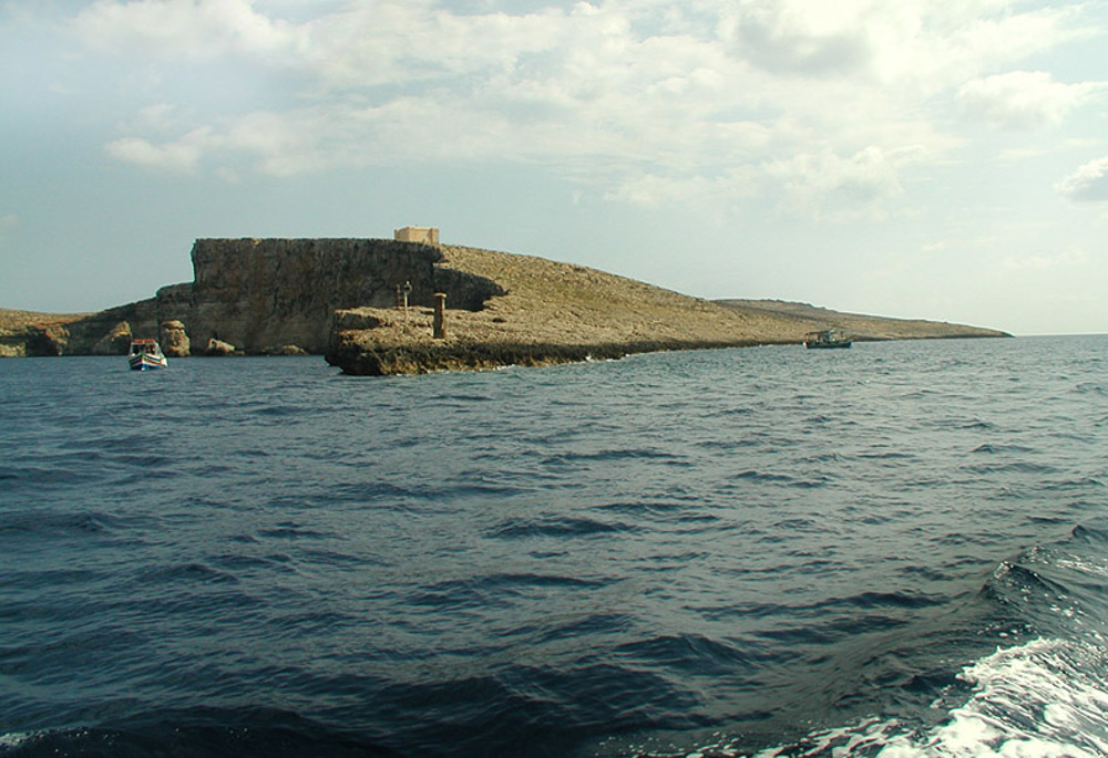 LANTERN POINT WEST, Malta, Dive Site Information